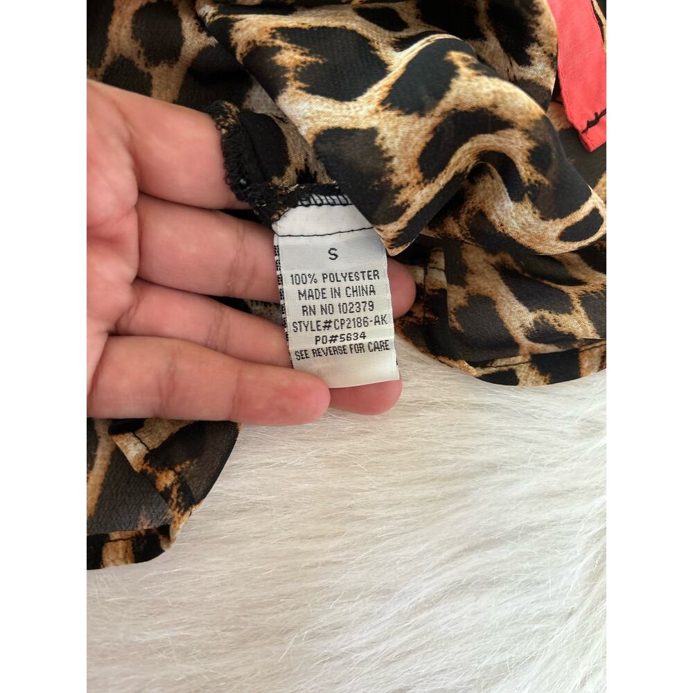 Ali & Kris Button Down Sleeveless Leopard Animal Print Sheer Blouse Size Small - Picture 10 of 11